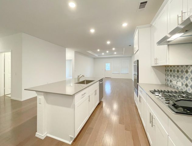 6825 Ellsworth WALK, Austin, TX 78724