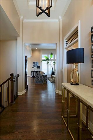 1700 NE Parkwood Drive, Lee's Summit, MO 64064