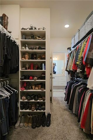 1700 NE Parkwood Drive, Lee's Summit, MO 64064