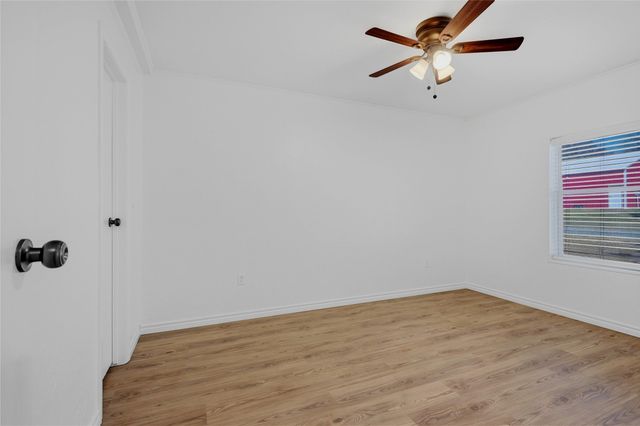 76 Forest Lane, Gordonville, TX 76245