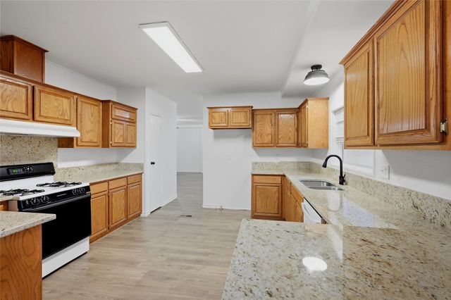 76 Forest Lane, Gordonville, TX 76245