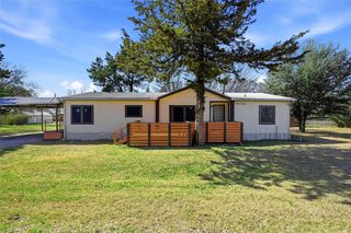 76 Forest Lane, Gordonville, TX 76245