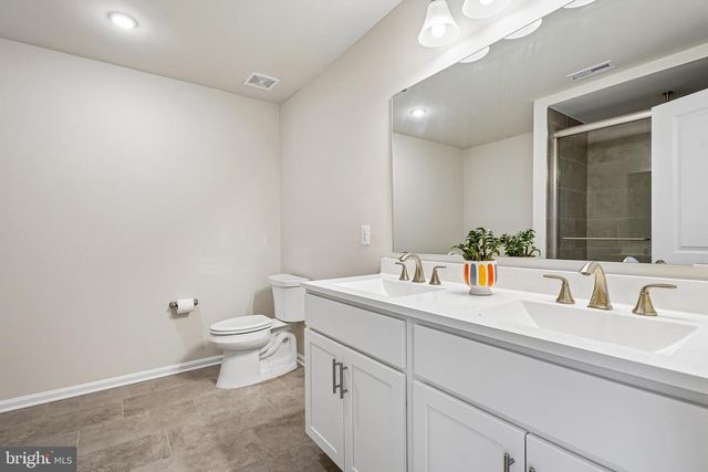 198 ELLERY ST, Ranson, WV 25438