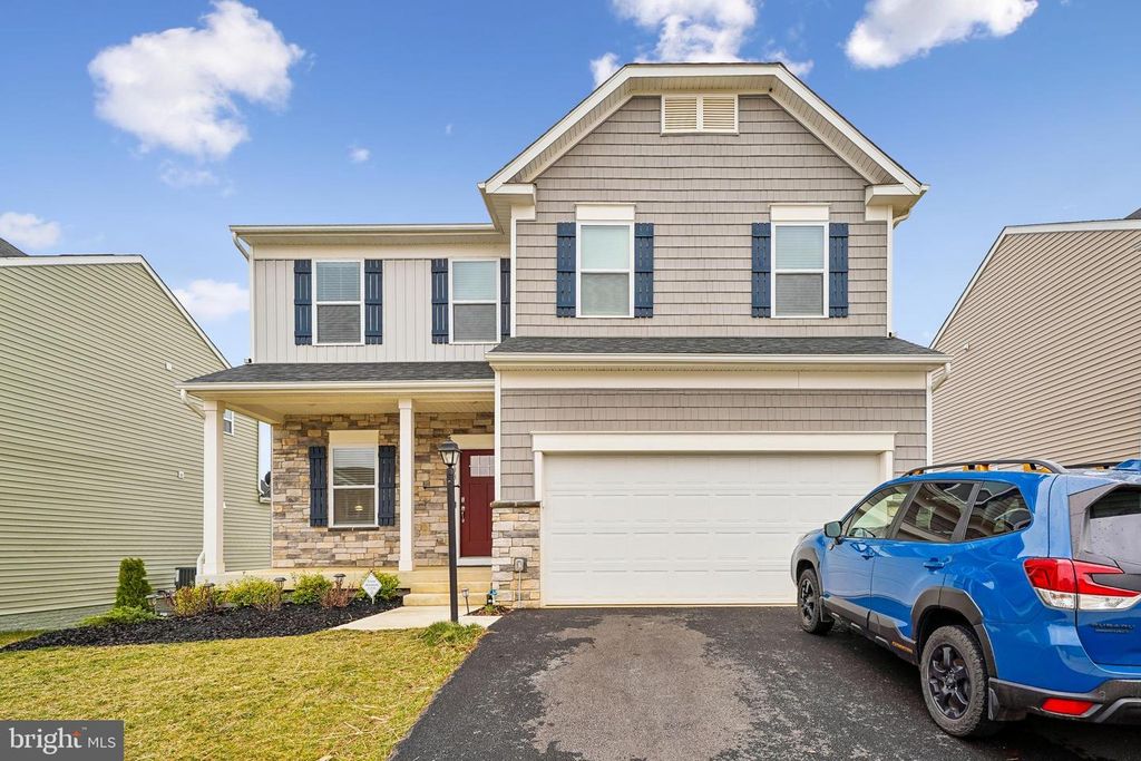 198 ELLERY ST, Ranson, WV 25438