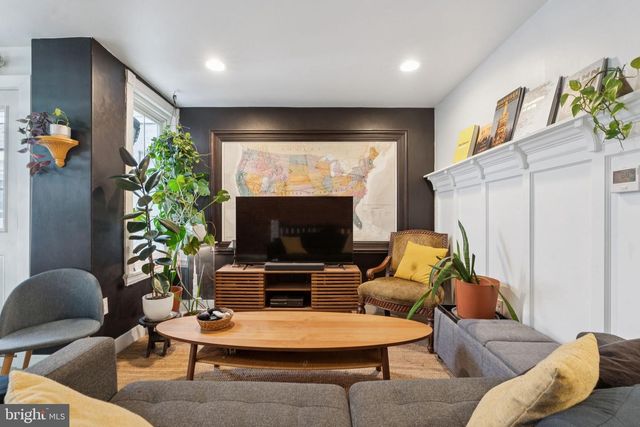 651 N 33RD ST, Philadelphia, PA 19104