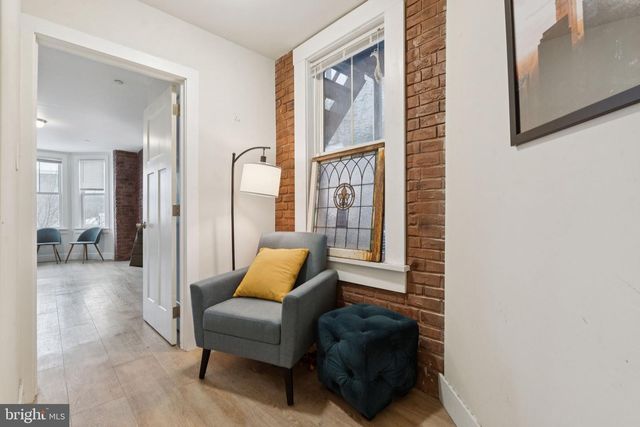 651 N 33RD ST, Philadelphia, PA 19104