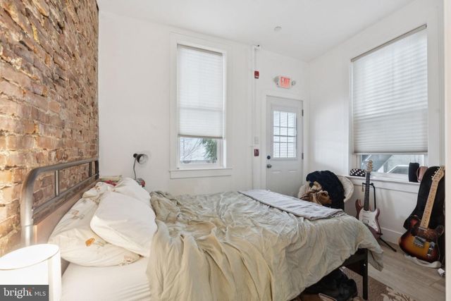 651 N 33RD ST, Philadelphia, PA 19104