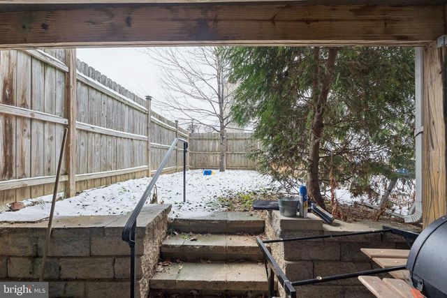 651 N 33RD ST, Philadelphia, PA 19104