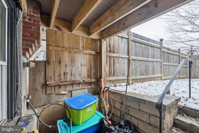 651 N 33RD ST, Philadelphia, PA 19104