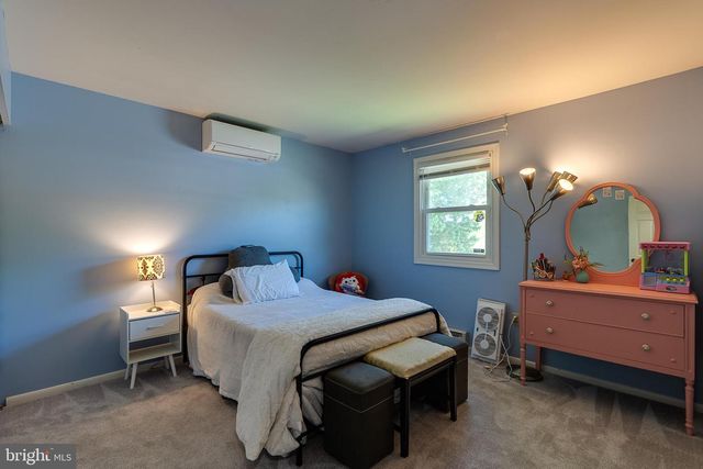 3030 TODD LN, Lancaster, PA 17601