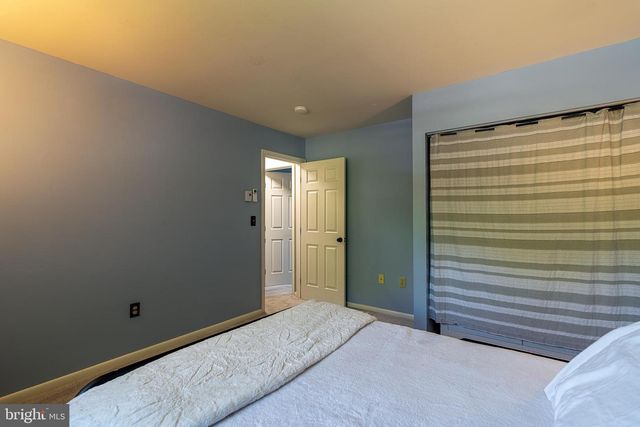 3030 TODD LN, Lancaster, PA 17601