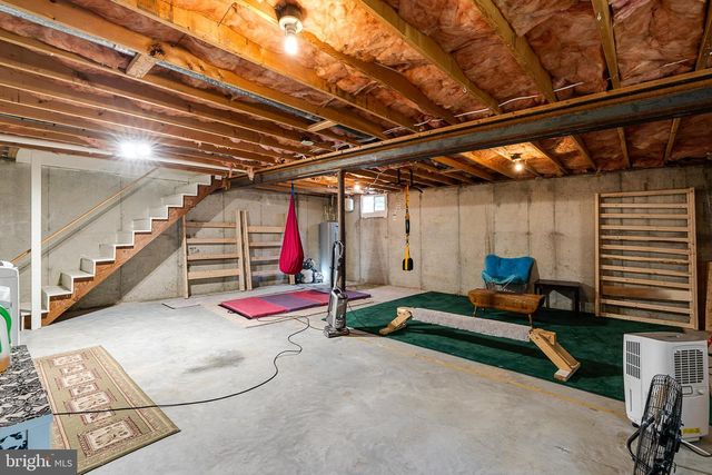 3030 TODD LN, Lancaster, PA 17601