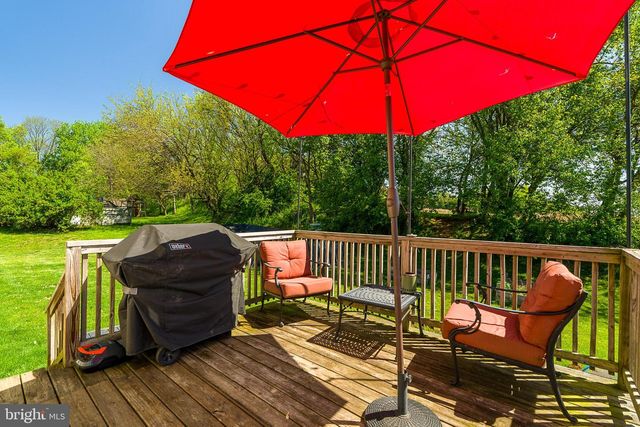 3030 TODD LN, Lancaster, PA 17601