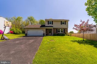 3030 TODD LN, Lancaster, PA 17601