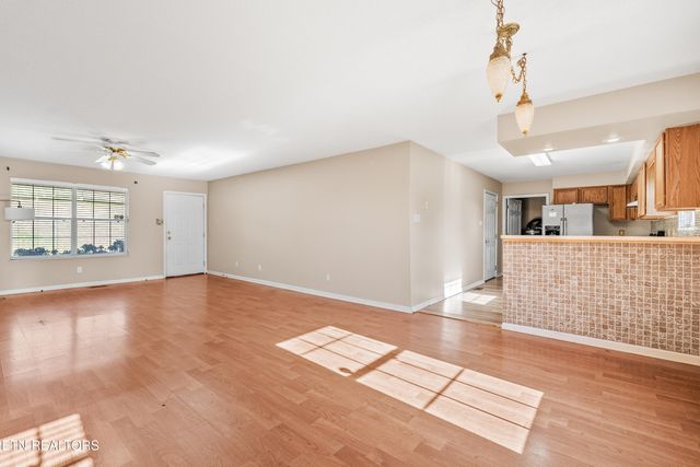 1325 Prairie Place, Greenback, TN 37742