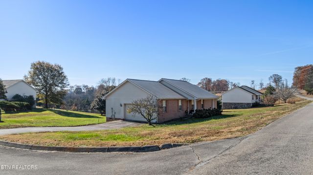 1325 Prairie Place, Greenback, TN 37742