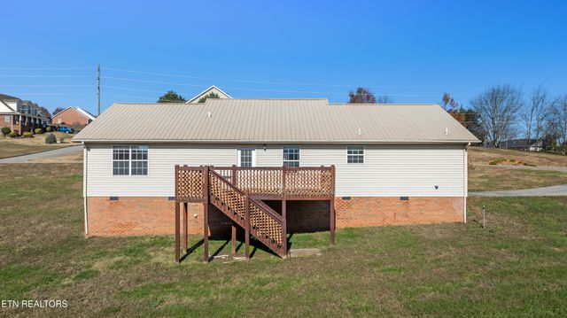 1325 Prairie Place, Greenback, TN 37742