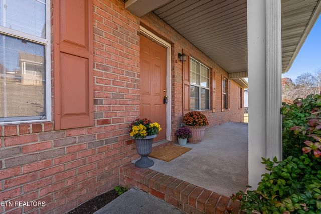 1325 Prairie Place, Greenback, TN 37742