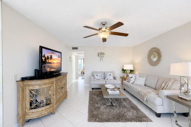 33 Preston A, Boca Raton, FL 33434