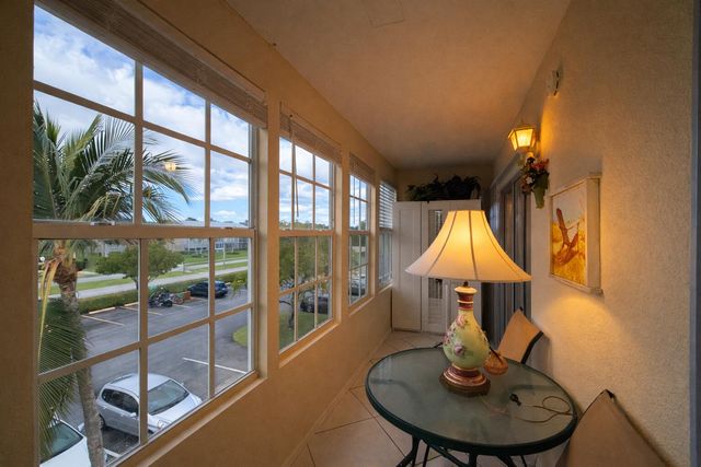 33 Preston A, Boca Raton, FL 33434