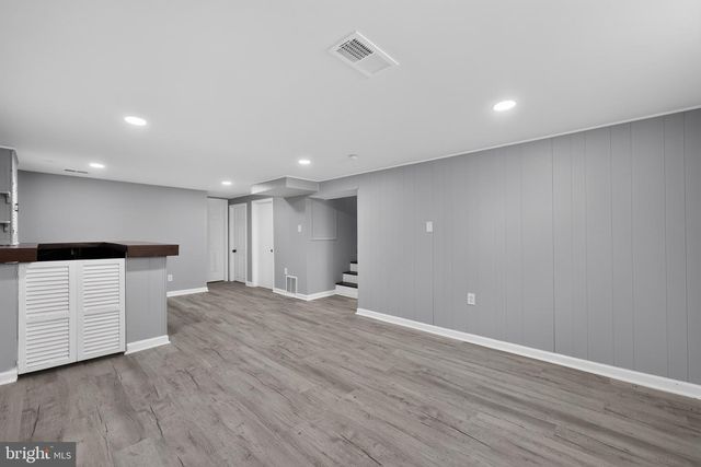 9034 RHODE ISLAND AVE, College Park, MD 20740
