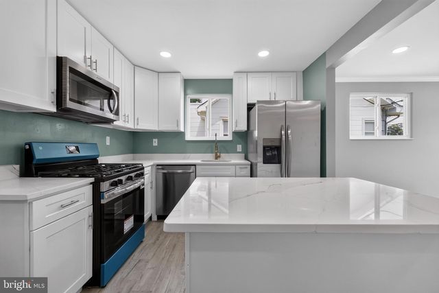 9034 RHODE ISLAND AVE, College Park, MD 20740