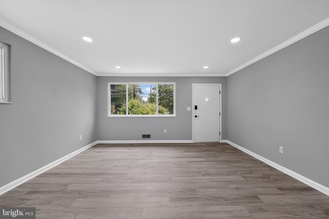 9034 RHODE ISLAND AVE, College Park, MD 20740