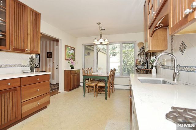 504 Aspen Lane 5042, Wyckoff, NJ 07481