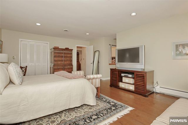 504 Aspen Lane 5042, Wyckoff, NJ 07481
