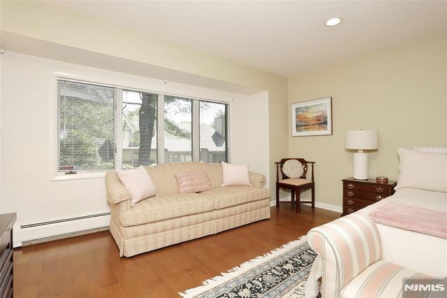 504 Aspen Lane 5042, Wyckoff, NJ 07481