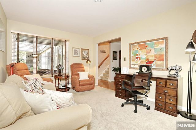 504 Aspen Lane 5042, Wyckoff, NJ 07481