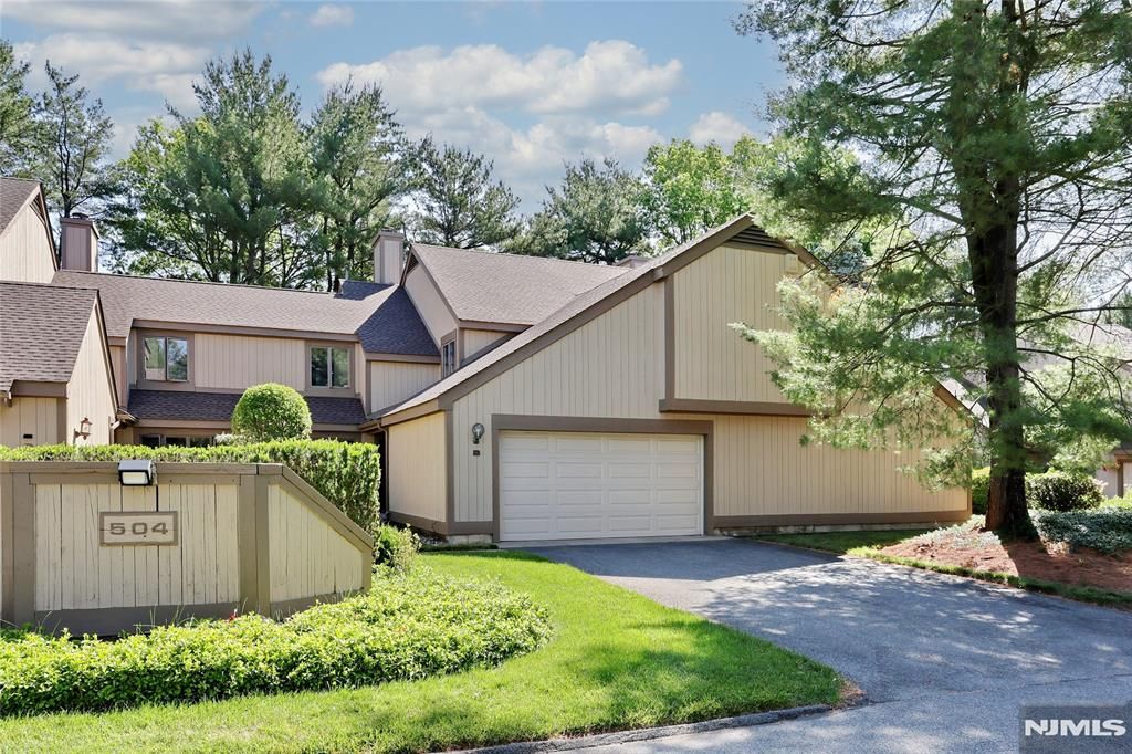 504 Aspen Lane 5042, Wyckoff, NJ 07481