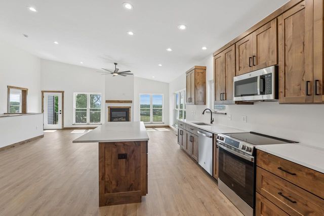 2158 Eastridge Circle, Reedsburg, WI 53959