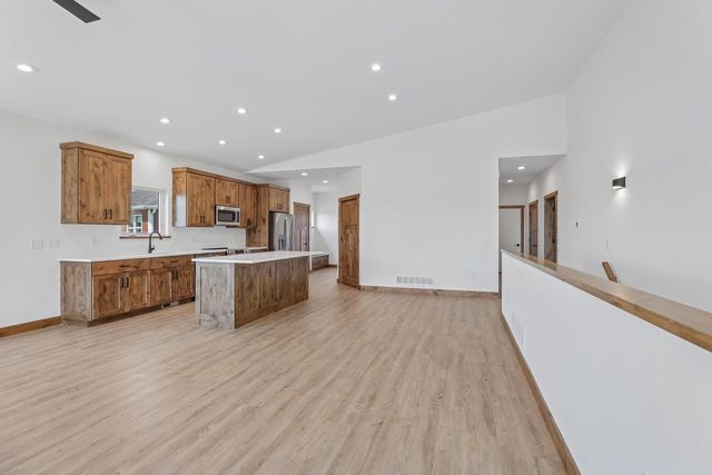 2158 Eastridge Circle, Reedsburg, WI 53959