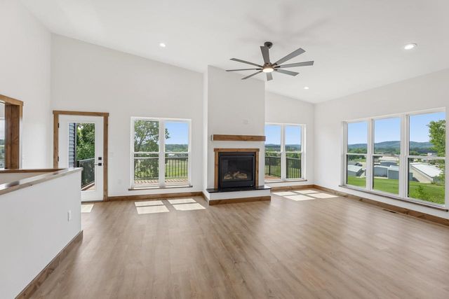 2158 Eastridge Circle, Reedsburg, WI 53959
