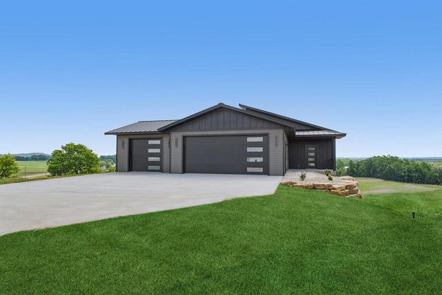 2158 Eastridge Circle, Reedsburg, WI 53959