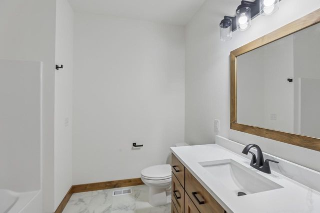 2158 Eastridge Circle, Reedsburg, WI 53959