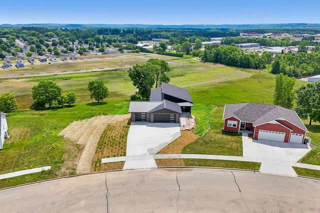 2158 Eastridge Circle, Reedsburg, WI 53959