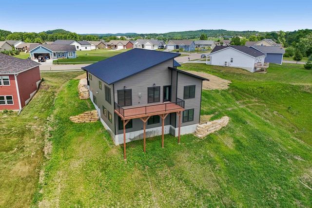 2158 Eastridge Circle, Reedsburg, WI 53959
