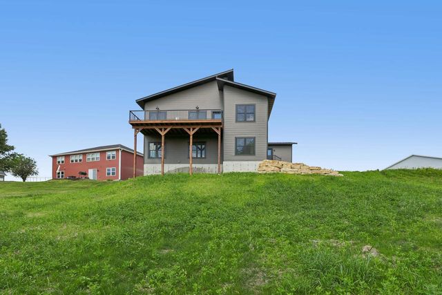2158 Eastridge Circle, Reedsburg, WI 53959