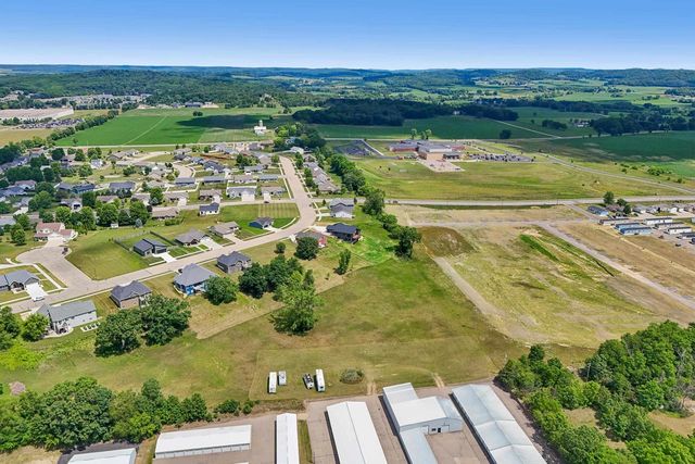 2158 Eastridge Circle, Reedsburg, WI 53959