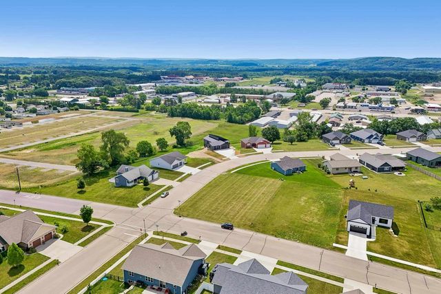 2158 Eastridge Circle, Reedsburg, WI 53959