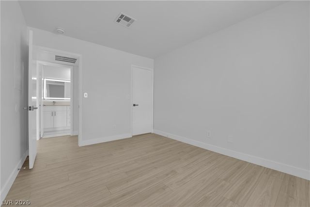 5111 Lindell Road 202, Las Vegas, NV 89118