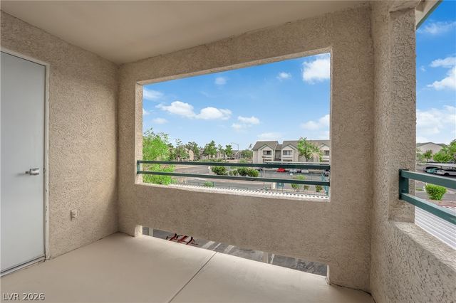 5111 Lindell Road 202, Las Vegas, NV 89118