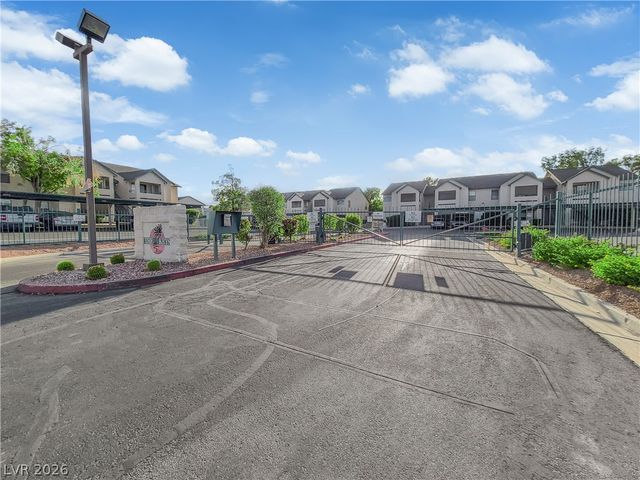 5111 Lindell Road 202, Las Vegas, NV 89118