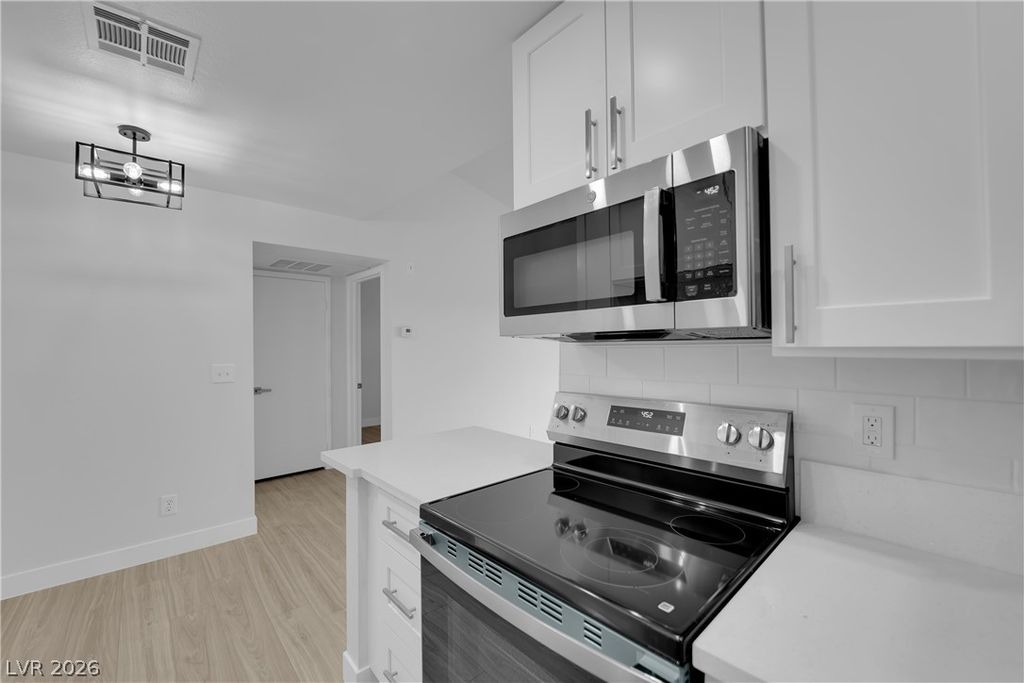 5111 Lindell Road 202, Las Vegas, NV 89118 — photo 5