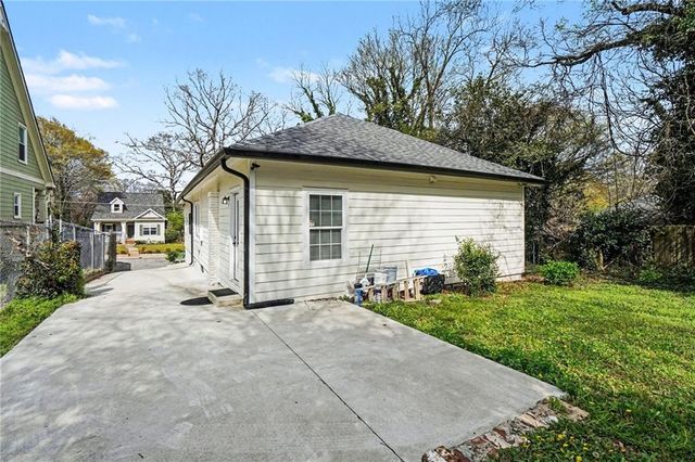 1382 Elizabeth Lane, Atlanta, GA 30344