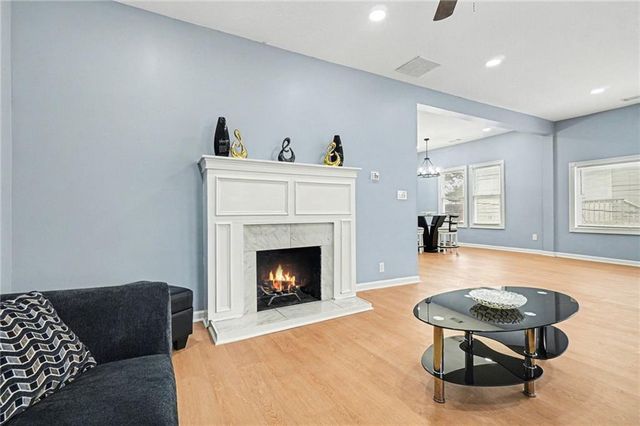 1382 Elizabeth Lane, Atlanta, GA 30344