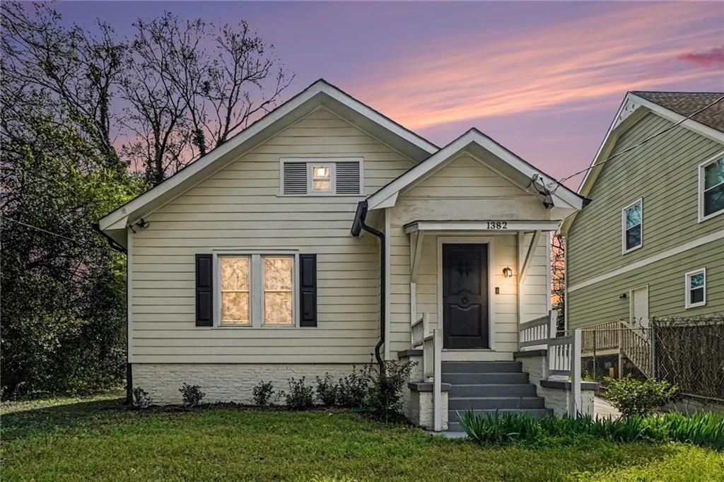 1382 Elizabeth Lane, Atlanta, GA 30344