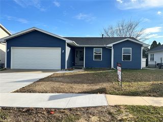 3619 King Drive SW, Cedar Rapids, IA 52404